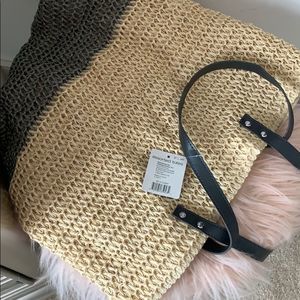 NEW Nice Tote🌞🌞🏖 